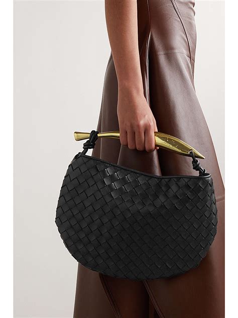 BOTTEGA VENETA / 請問BOTTEGA VENETA的皮夾.耐用 .